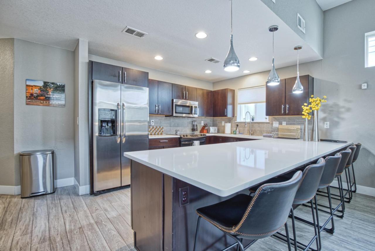 פורט קולינס Modern Townhome Near Old Town, Breweries, & River! מראה חיצוני תמונה